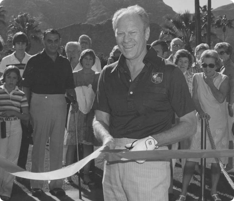 Gerald Ford cutting ribbon